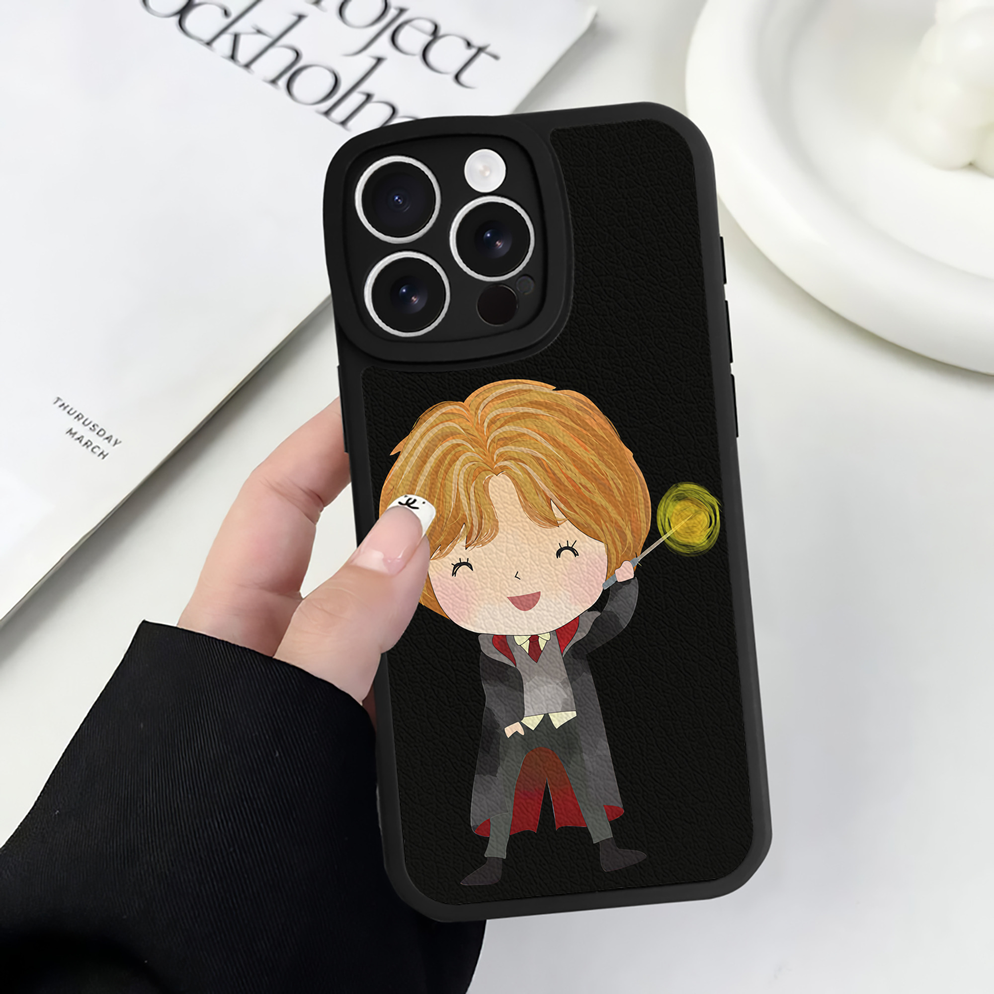 （画像用） Harry Potter ハリー・ポッターシリーズ 【iPhone 16シリーズ対応】シリコンスマホケース（レザー調） 材質：シリコン